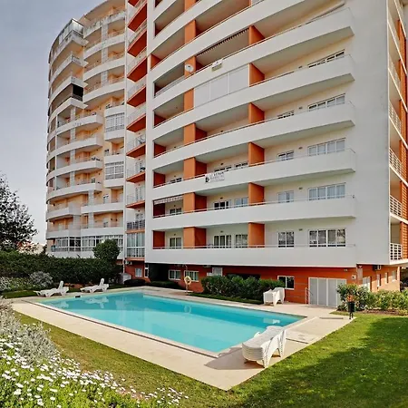 Praia Da Rocha Tower With Pool By Homing Portimão